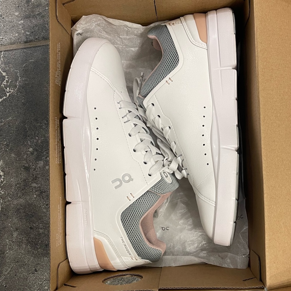 On Cloud Roger Advantage Size 7